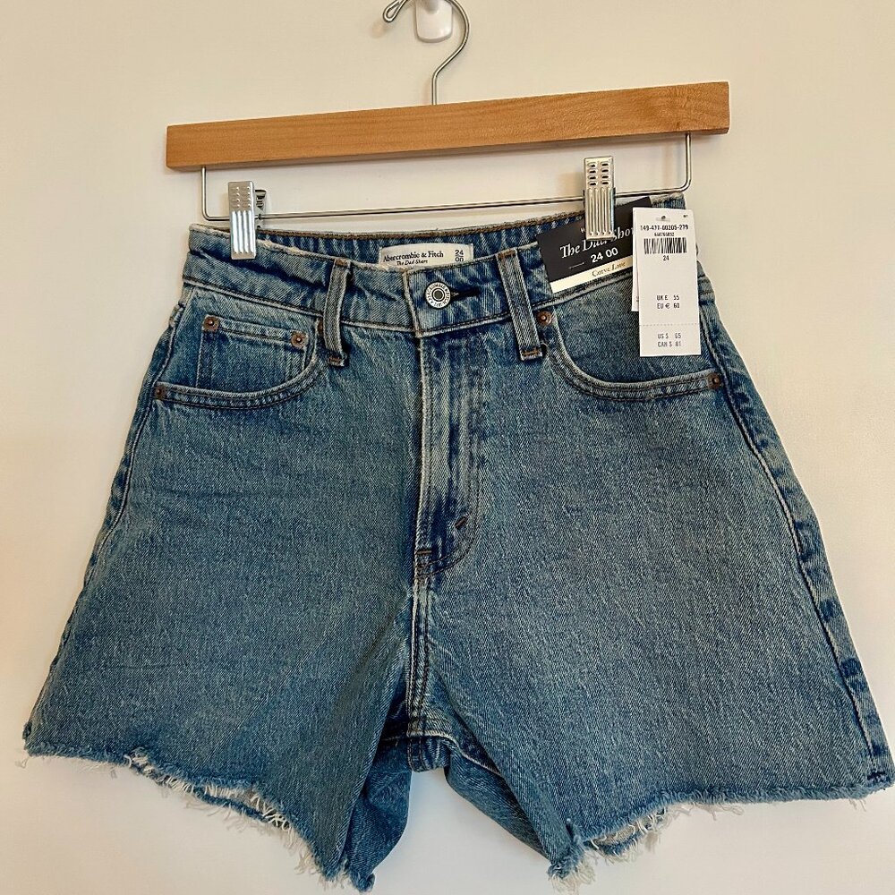 Abercrombie Curve Love High Rise Dad Short - Size 24 NWT